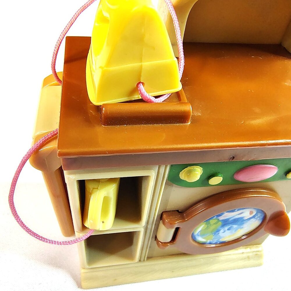 Fisher-Price My Loving Family Dollhouse Chair & Laundry Set & Washer/Dryer 2005 - Picture 9 of 13